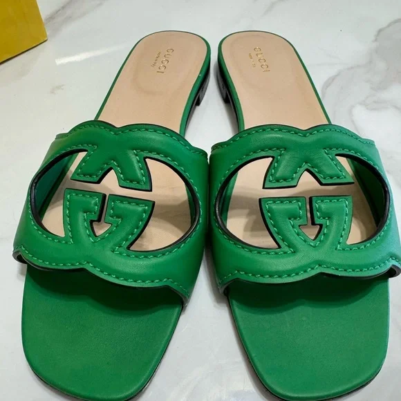 Gucci Vibrant Green Slide Sandals - Picture 1 of 7